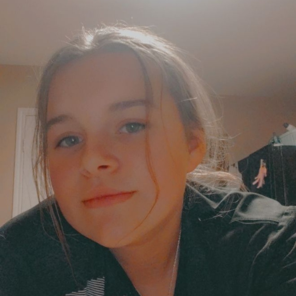 Meet your Posher, Alyssa